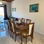 Seaside Two Bedroom Deluxe Flat In Tourist Area Apartment