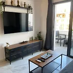 Seaside Two Bedroom Deluxe Flat In Tourist Area * Paphos