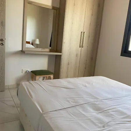 Apartment Seaside Two Bedroom Deluxe Flat In Tourist Area