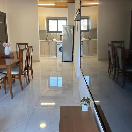 Seaside Two Bedroom Deluxe Flat In Tourist Area Apartment Paphos