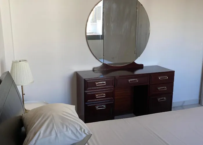 Seaside Two Bedroom Deluxe Flat In Tourist Area 公寓